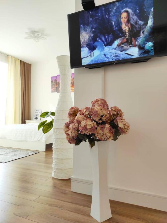 Apartment 9 жк Braun: уютные у трц Mega Alma-ata Almaty