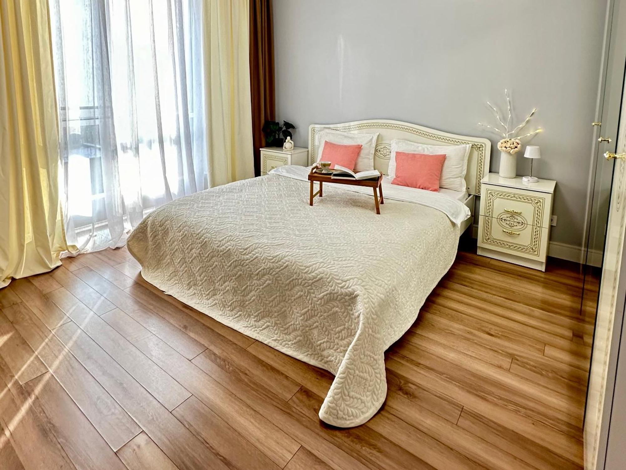 9 жк Braun: уютные у трц Mega Alma-ata Apartment Almaty